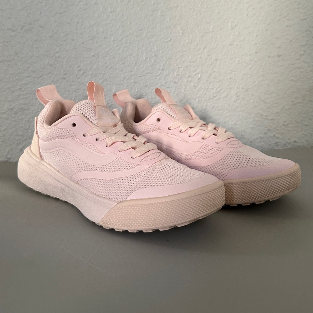 Vans UltraRange‎ Rapidweld Shoes Women's Shoes Pearl Pink Sneakers